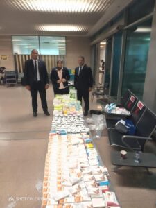 جمارك مطار القاهرة تضبط محاولة تهريب كمية من الأدوية البشرية والمكملات الغذائية والأدوية البيطرية
