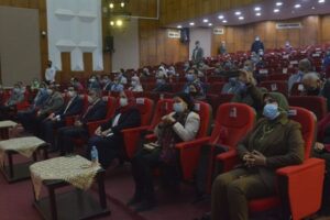 محافظ الفيوم ورئيس جامعة الفيوم يشهدان ختام المؤتمر العلمي التاسع لثقافة القرية