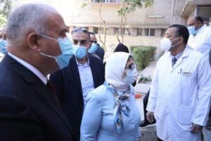 وزيرة الصحه بمرافقة الداودي في زيارة ميدانية لمستشفيات قنا