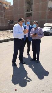 محافظ الشرقية يرافقه رئيس مدينة منيا القمح يتفقدان الوحدة المحلية بسنهوا