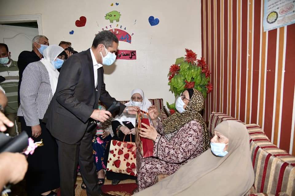 محافظ الغربية يحتفل بعيد الأضحى