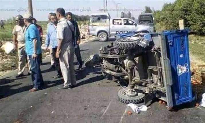 بالأسماء مصرع وأصابة 6  