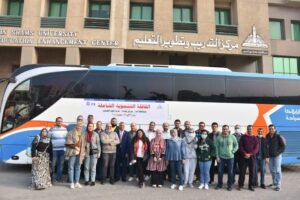 انطلاق قافلة جامعة عين شمس التنموية الشاملة لمحافظة قنا.