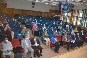 محافظ القليوبية يناقش معدلات الأداء ونسب تنفيذ مشروعات المبادرة الرئاسية لتطوير الريف المصري.