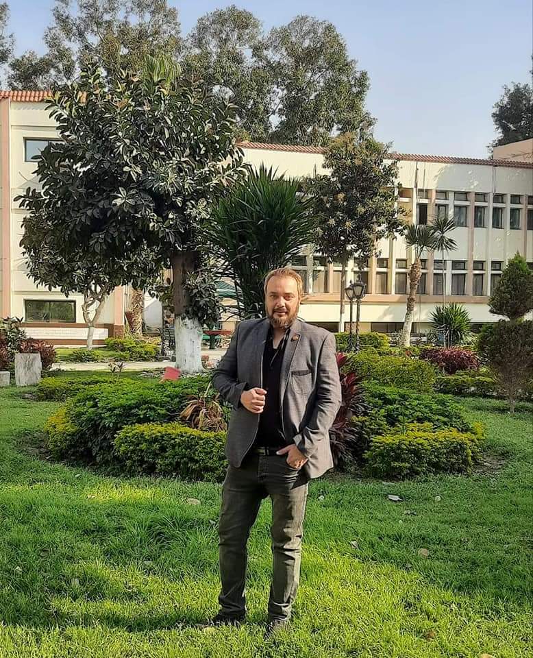 سامح صفوت: سعاد 