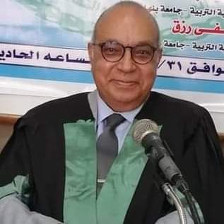 الأستاذ الدكتور نبيل فاضل يكتب « أنا آسف دكتور طارق شوقي».