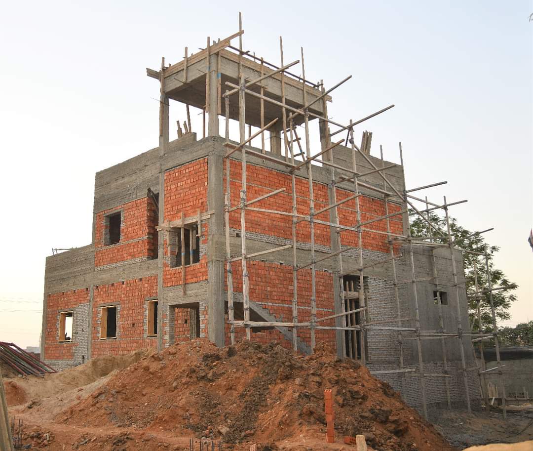 جولة مسائية لمحافظ الغربية لتفقد مشروعات حياة كريمة بنهطاي