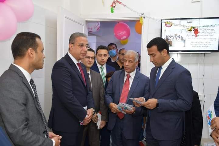 محافظ الفيوم يدشن فعاليات المشاركة المجتمعية لدعم برنامج العيادات الصديقة للشباب والمراهقين
