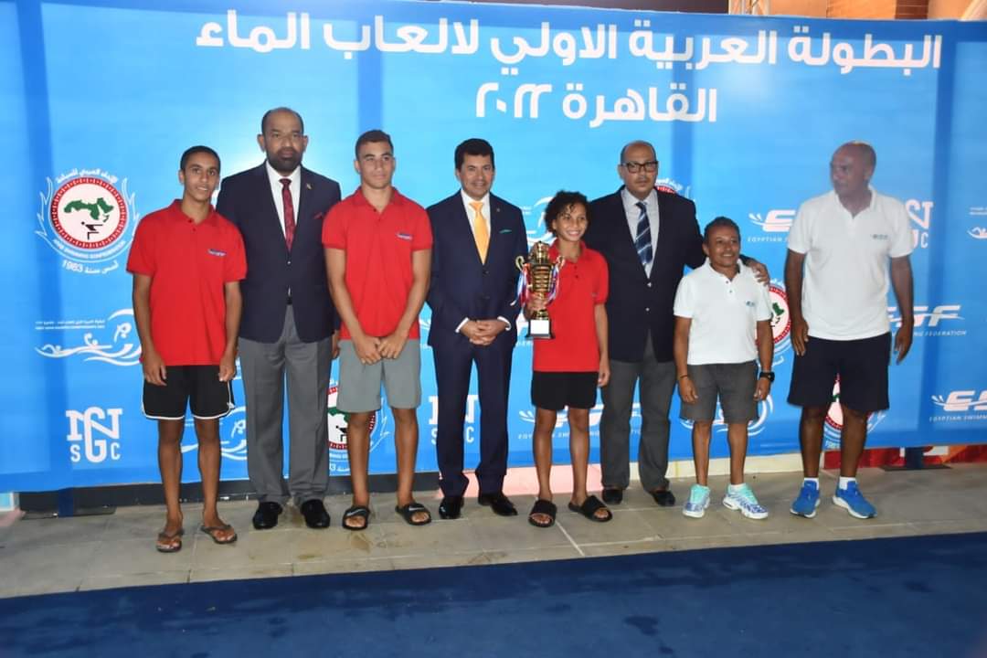 الدكتور أشرف صبحي يشهد ختام منافسات البطولة العربية الأولي لألعاب الماء